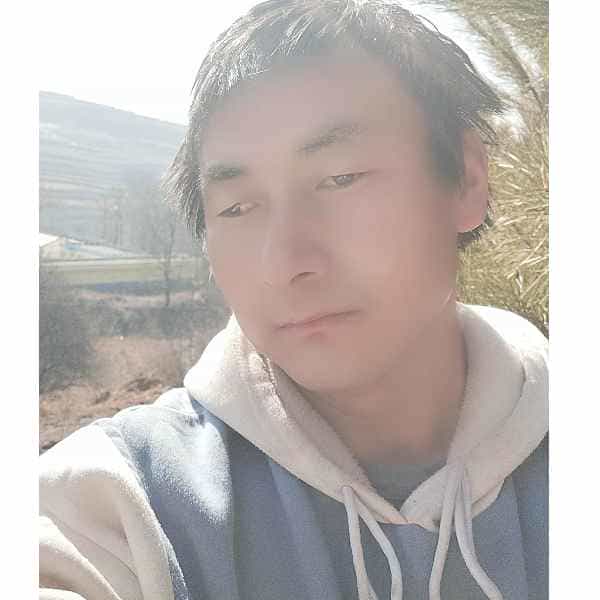42岁岁甘肃单身帅哥 - 乐山吉缘网