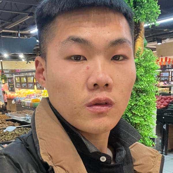 28岁岁河南单身帅哥 - 乐山吉缘网