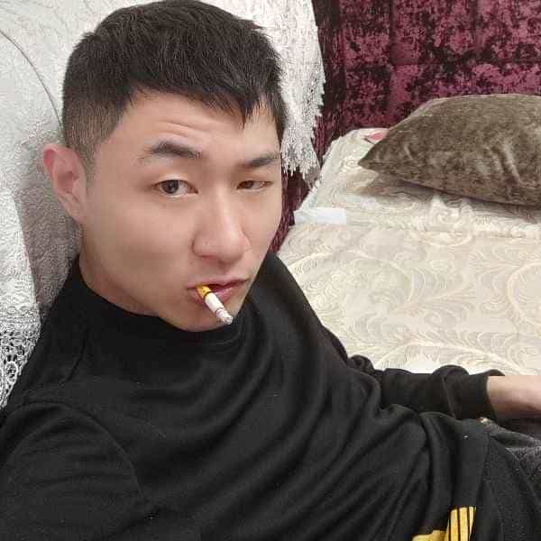 31岁岁贵州单身帅哥 - 乐山吉缘网
