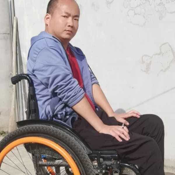 37岁岁陕西单身帅哥 - 乐山吉缘网