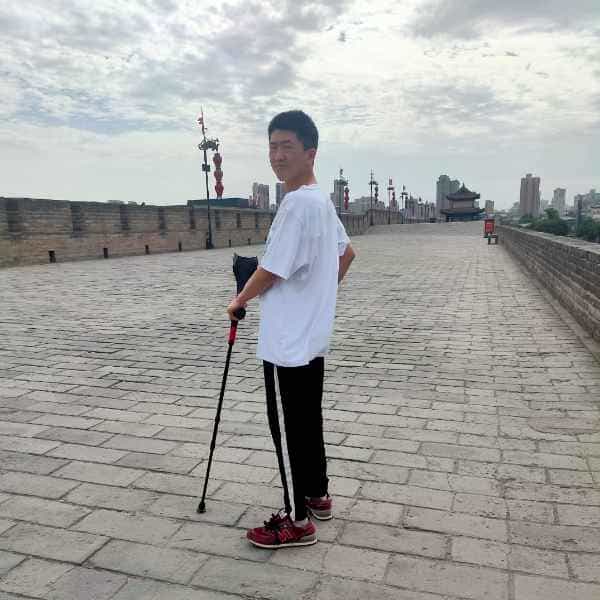 30岁岁陕西单身帅哥 - 乐山吉缘网
