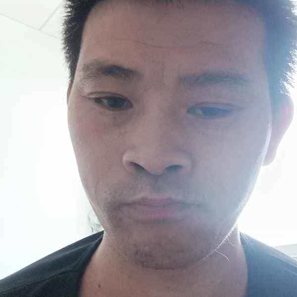 42岁岁重庆单身帅哥 - 乐山吉缘网