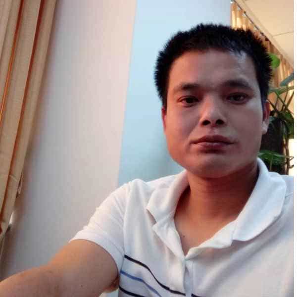 44岁岁福建单身帅哥 - 乐山吉缘网