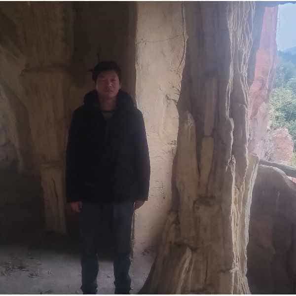 36岁岁湖北单身帅哥 - 乐山吉缘网