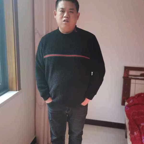 33岁岁重庆单身帅哥 - 乐山吉缘网