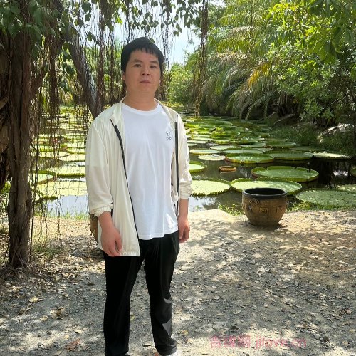 35岁岁河南单身帅哥 - 乐山吉缘网